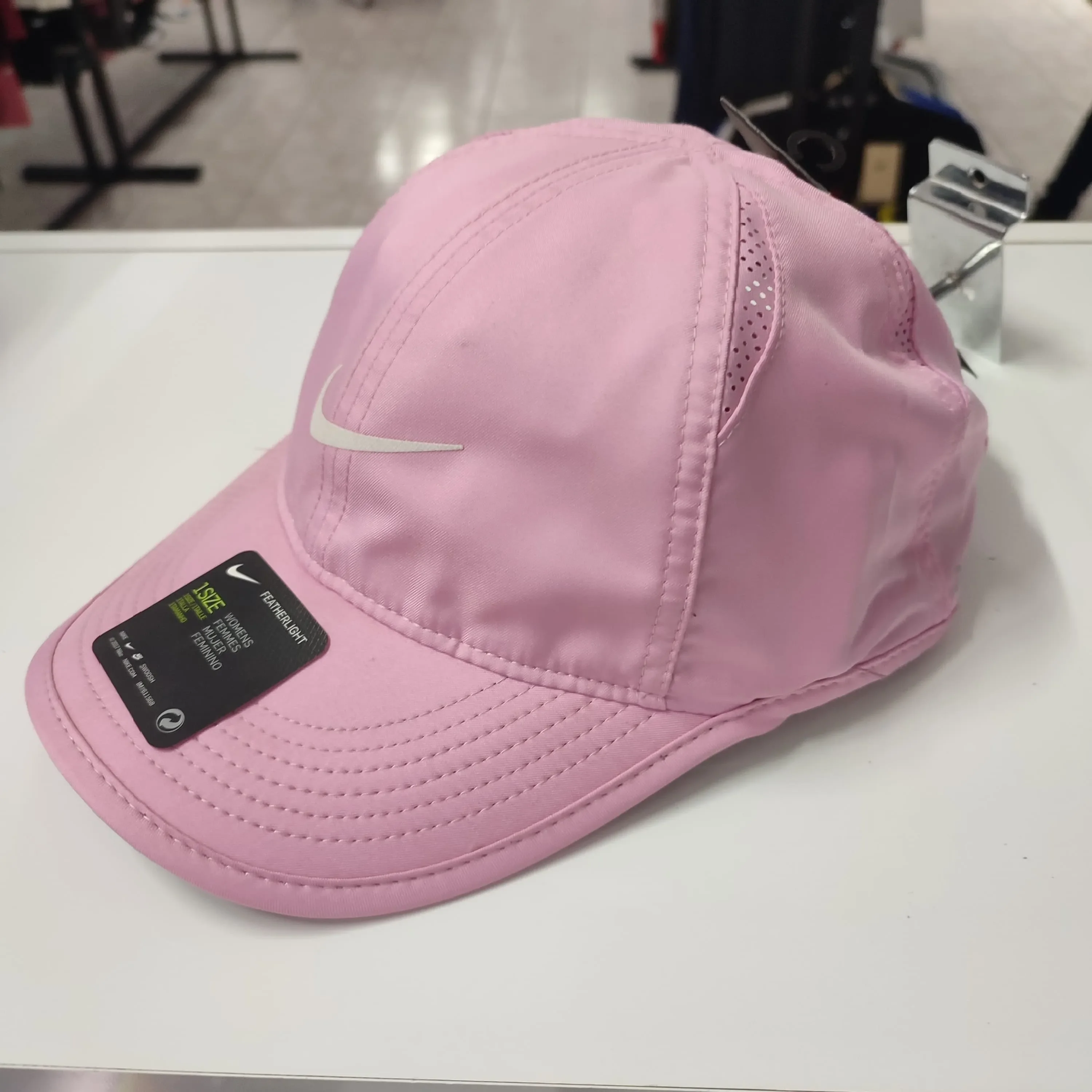 Gorra Nike Featherlight — foto 3