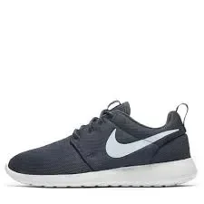 Nike WMNS Roshe One — foto 1