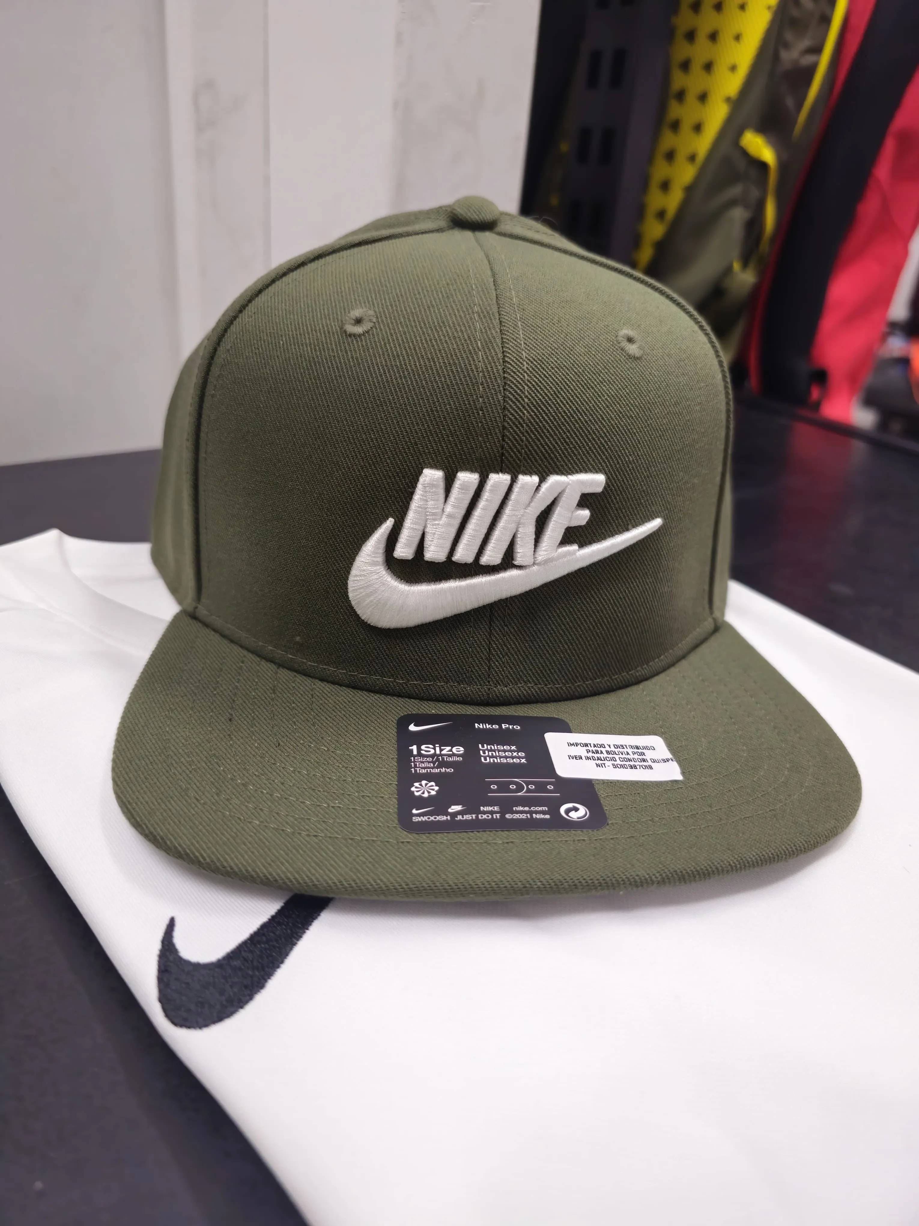 Nike Sportswear Dri-FIT Pro Futura — foto 1