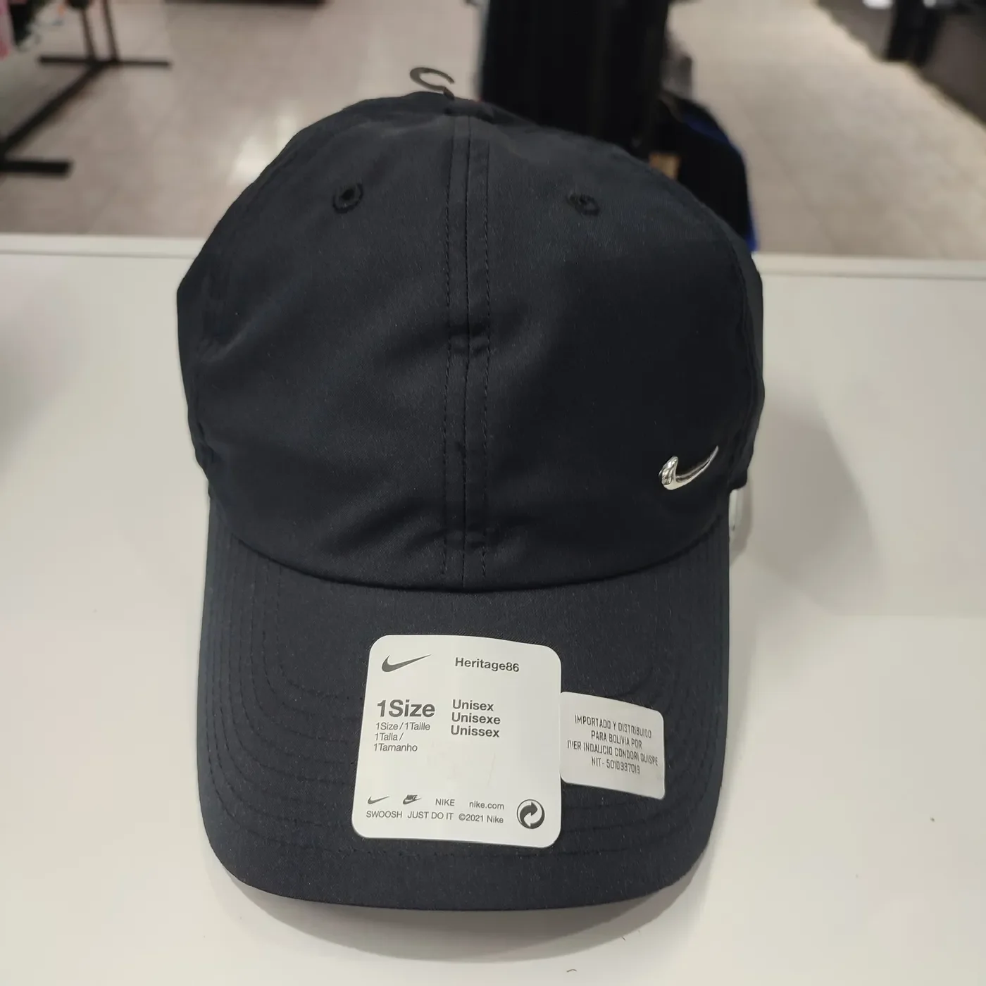 Gorra Nike Metal Swoosh — foto 5