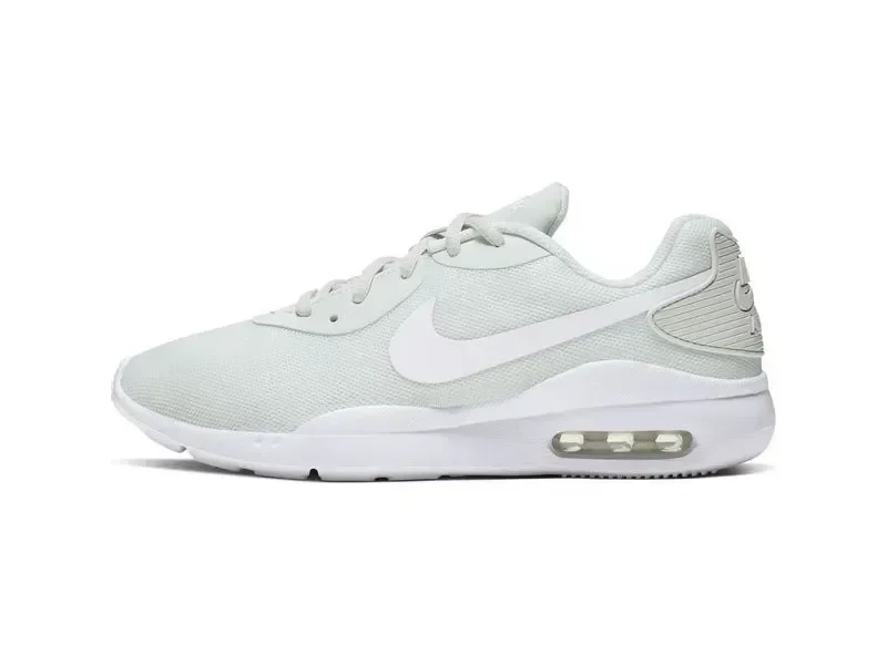 WMNS NIKE AIR MAX OKETO — foto 2
