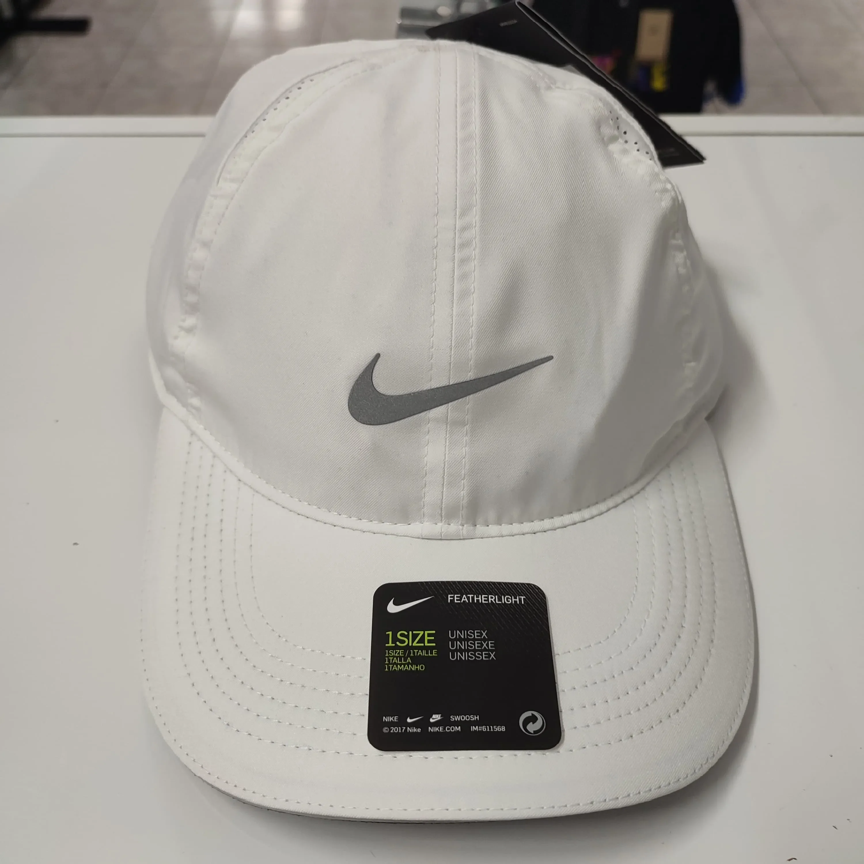Gorra Nike Featherlight — foto 3