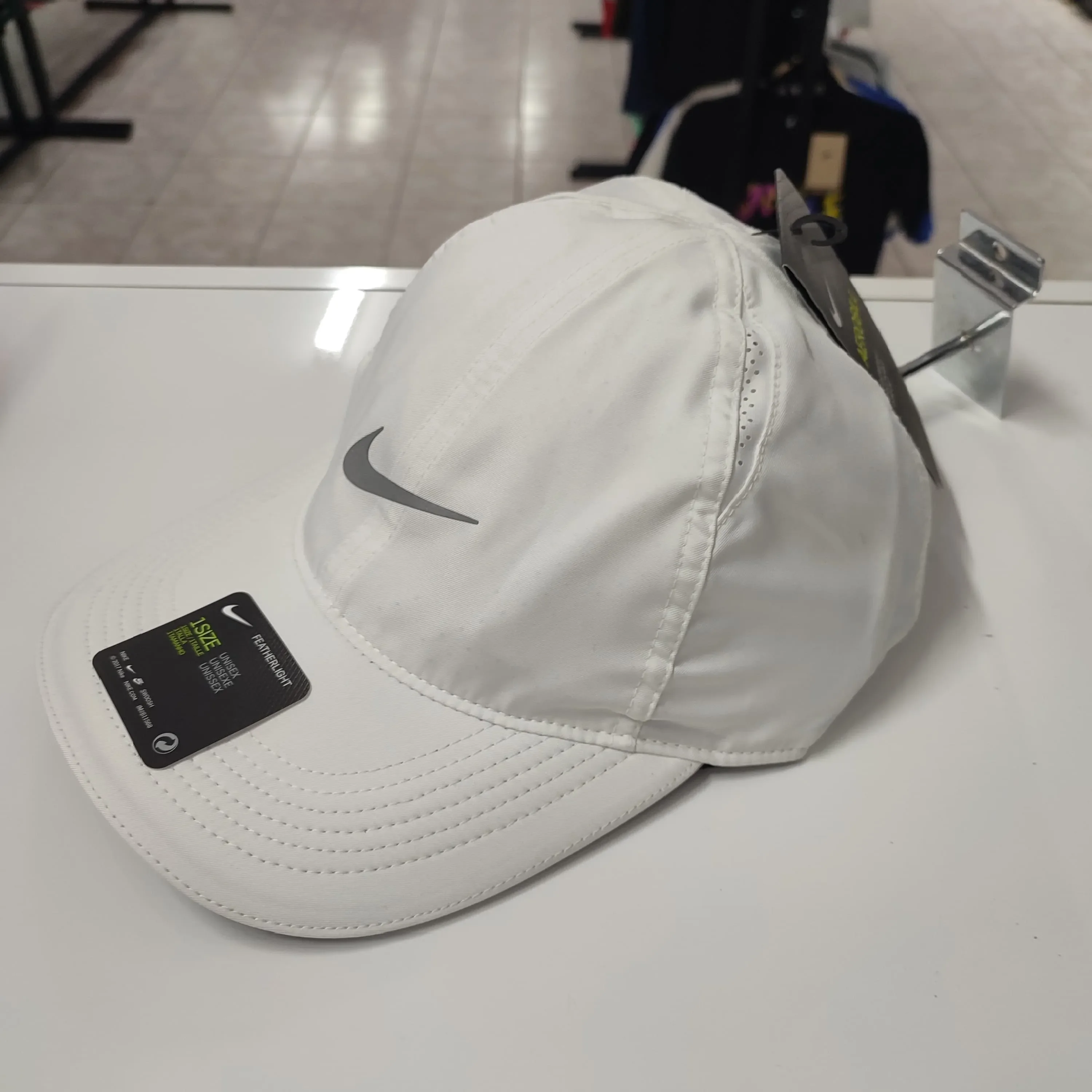 Gorra Nike Featherlight — foto 5