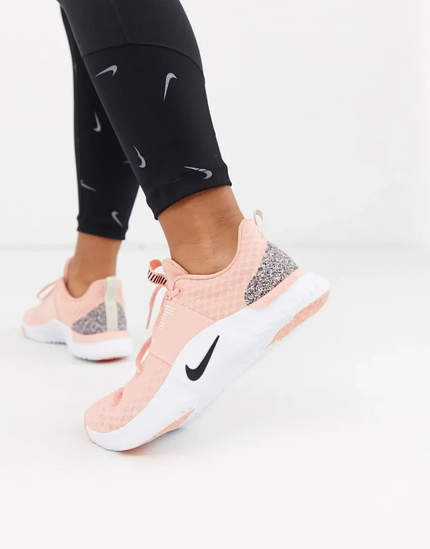WMNS NIKE RENEW IN-SEASON TR 9 — foto 5