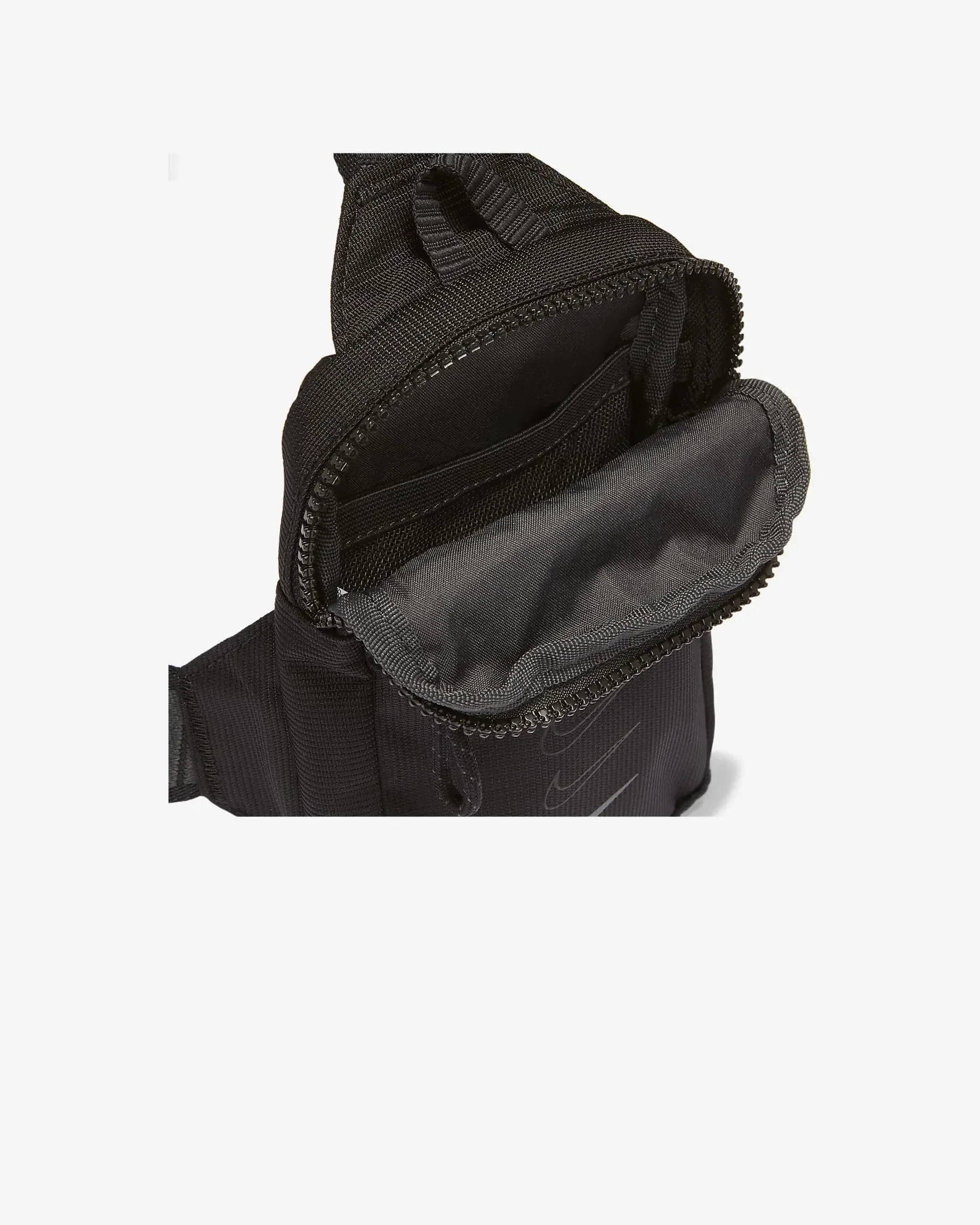 Nike Sportswear Essentials — foto 3