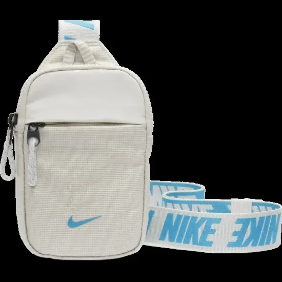 Nike Sportswear Essential Small — foto 1