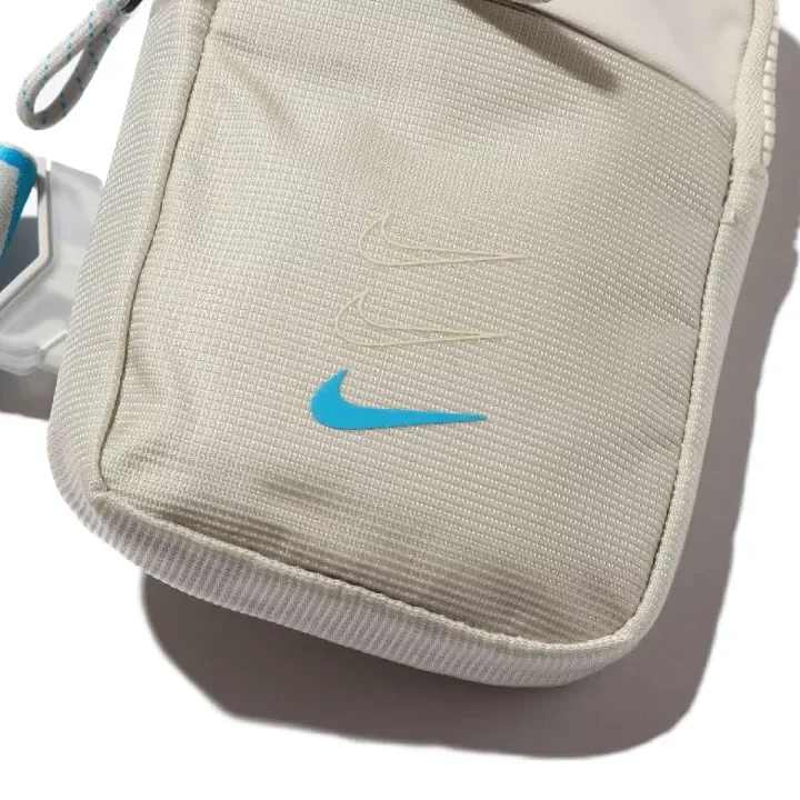 Nike Sportswear Essential Small — foto 2
