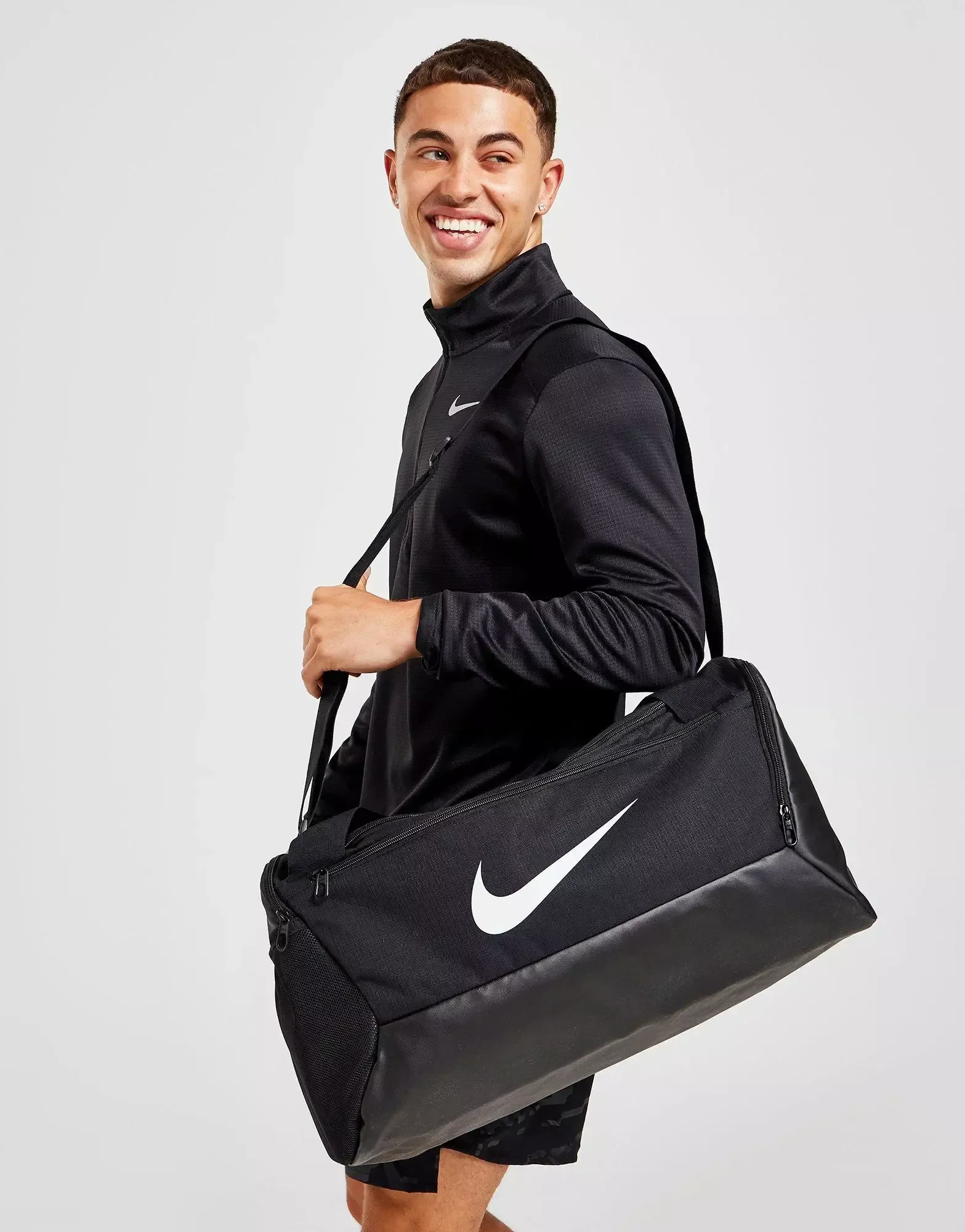 NIKE Brasilia Duffel Bag Black — foto 10
