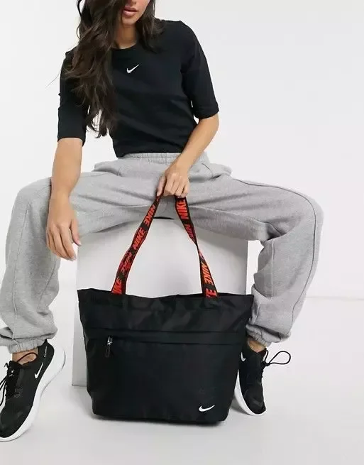 Bolso Nike Sportswear Essentials Tote Bag — foto 6