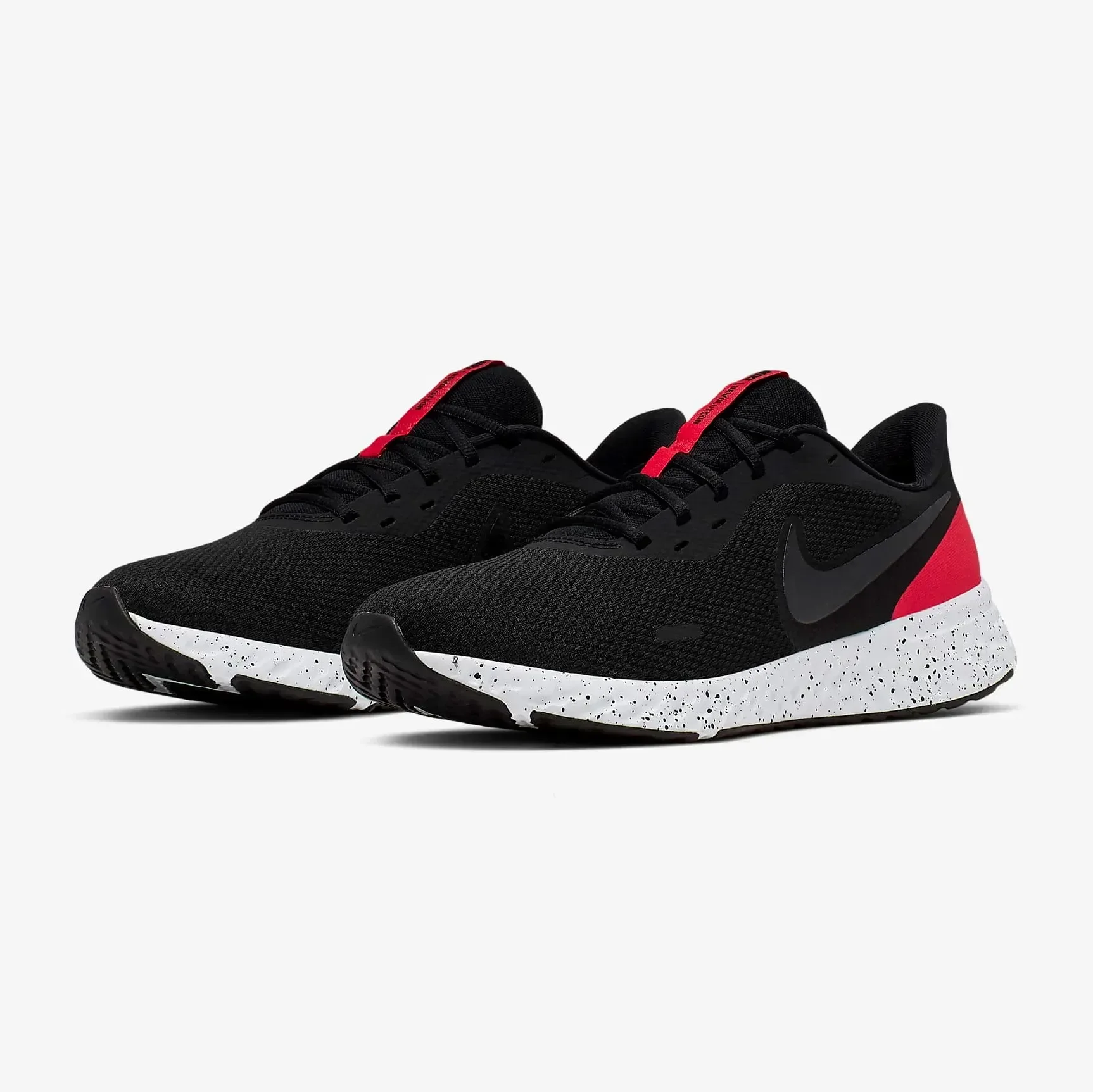 Nike Revolution 5 — foto 1
