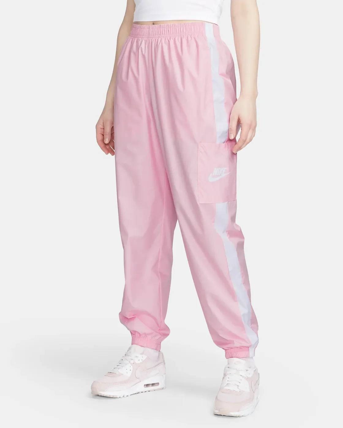 Nike Sportswear
Pants de tejido Woven para mujer — foto 5