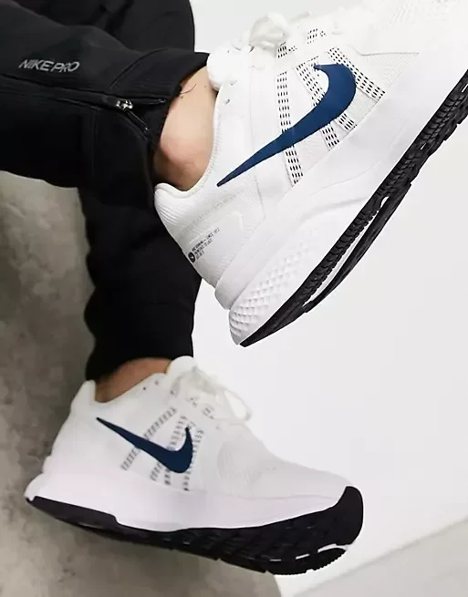 Nike Run Swift 2 — foto 8