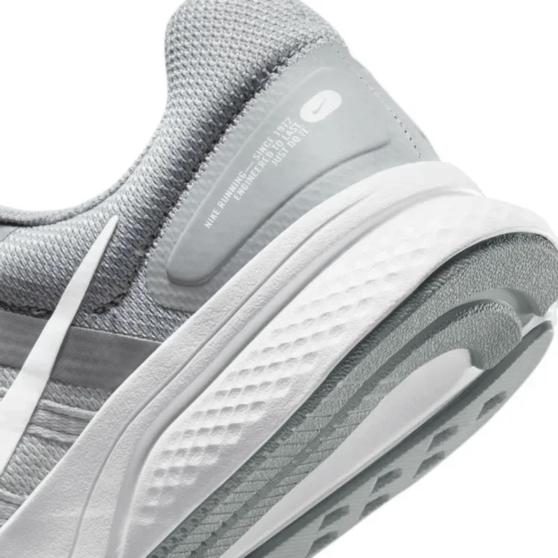 W NIKE RUN SWIFT 2 — foto 3
