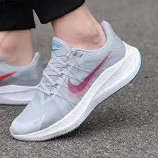 NIKE ZOOM WINFLO 8 — foto 4