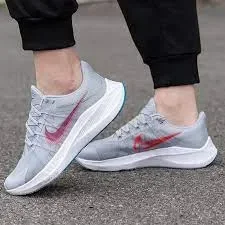 NIKE ZOOM WINFLO 8 — foto 5