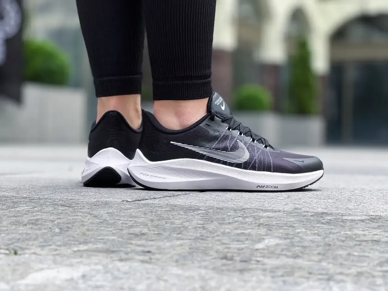 WMNS NIKE ZOOM WINFLO 8 — foto 6