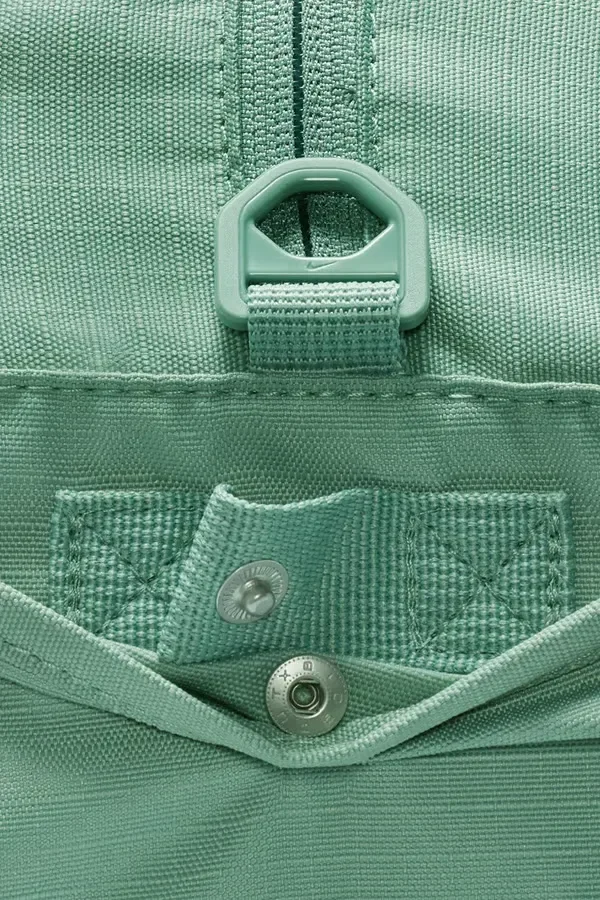 Bolso Nike Gym Club 2.0 (24L) — foto 7
