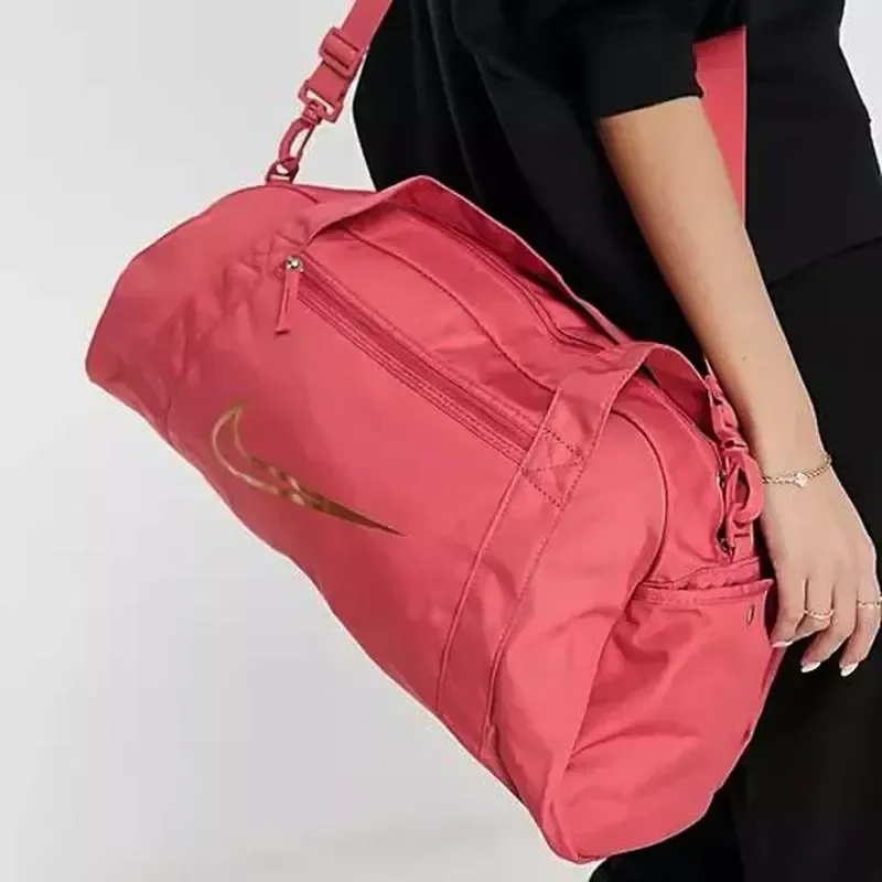 Bolso Nike Gym Club 2.0 (24L) — foto 4
