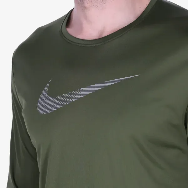 Nike Dri-FIT UV Run Division Miler — foto 4