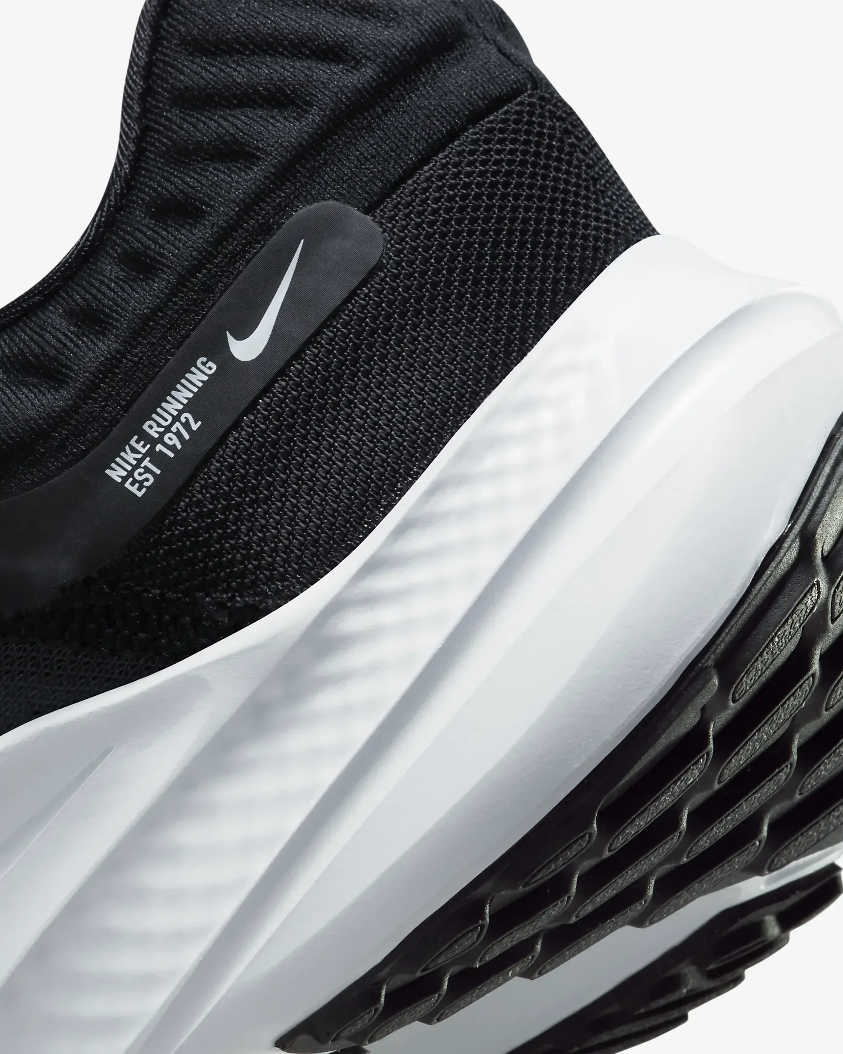 Nike Quest 5 — foto 7