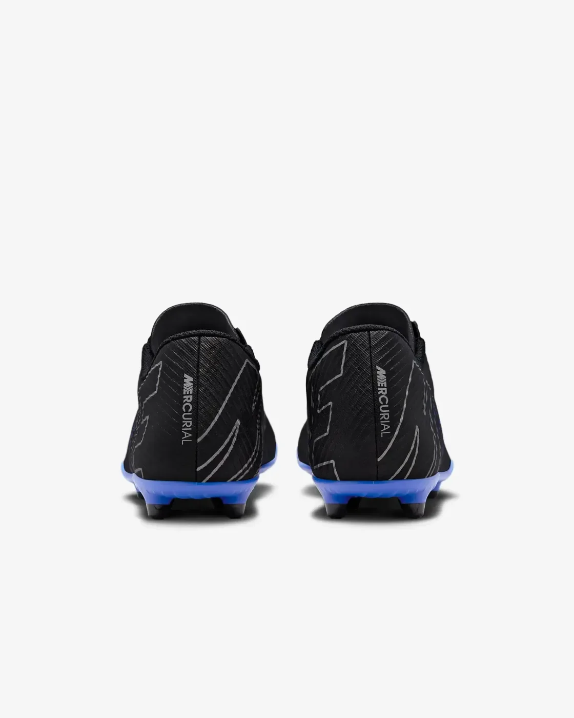 Nike Mercurial Vapor 15 Club
Calzado de fútbol de corte low para terrenos múltiples — foto 4