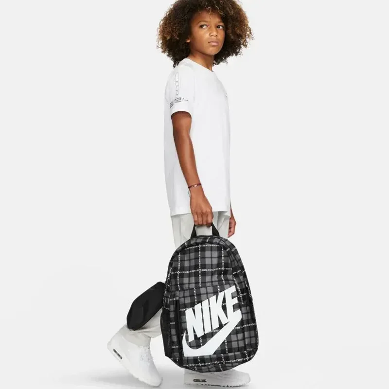 Mochila Nike Elemental con Estuchera — foto 5