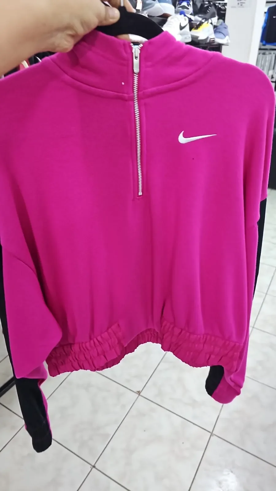 Top Nike — foto 1