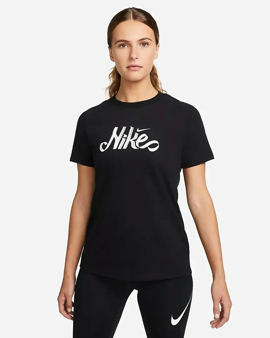 Nike Dri-FIT
Playera de entrenamiento para mujer — foto 1