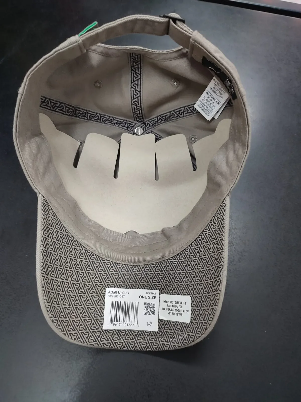GORRA NIKE DRI-FIT GIANNIS HERITAGE86 - FOSSIL — foto 6
