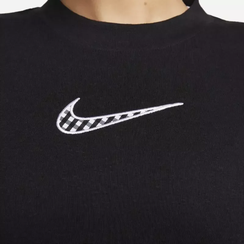Nike Sportswear
Faldas y Vestidos Urbano Mujer — foto 4