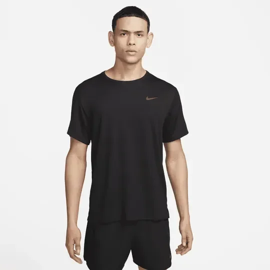 Nike Miler
Camiseta de running de manga corta Dri-FIT UV para hombre — foto 1
