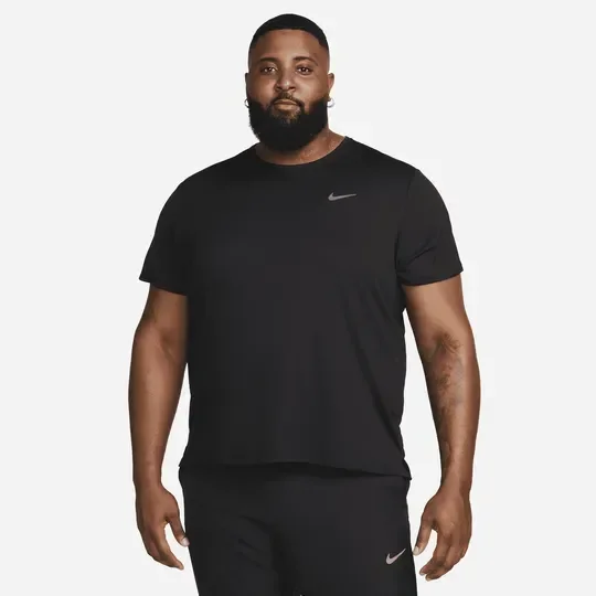 Nike Miler
Camiseta de running de manga corta Dri-FIT UV para hombre — foto 6