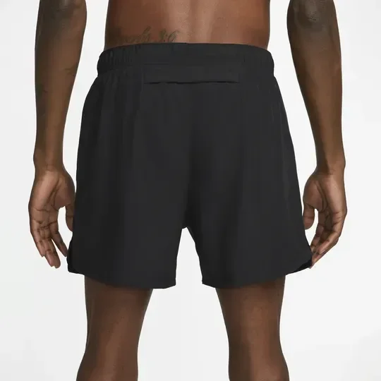 Nike Challenger
Pantalones cortos de running con forro tipo calzoncillo Dri-FIT de 13 cm (aprox.) para hombre — foto 3