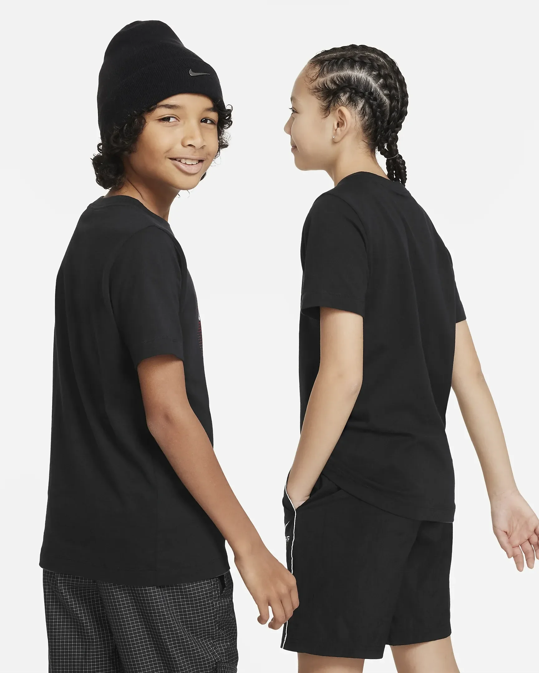 Nike Sportswear — foto 2