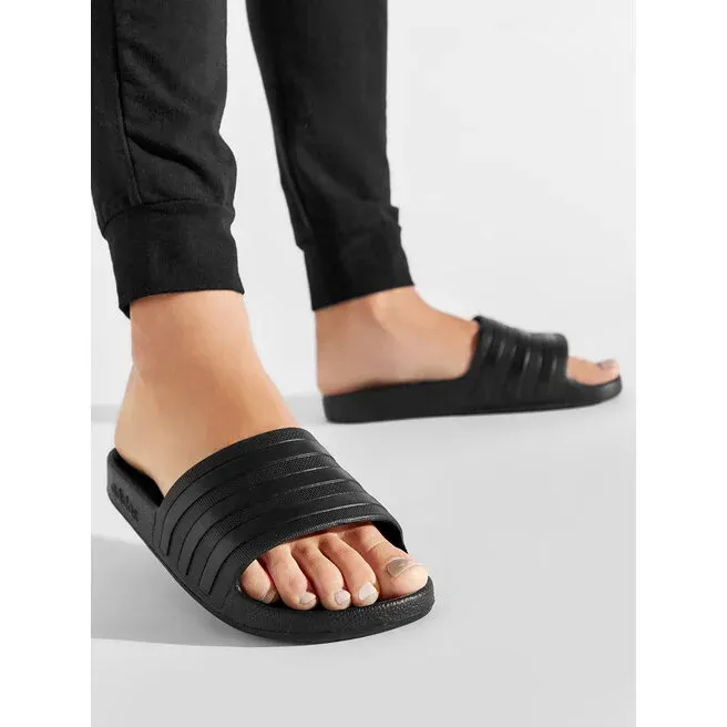 SANDALIAS ADILETTE AQUA (UNISEX) — foto 8