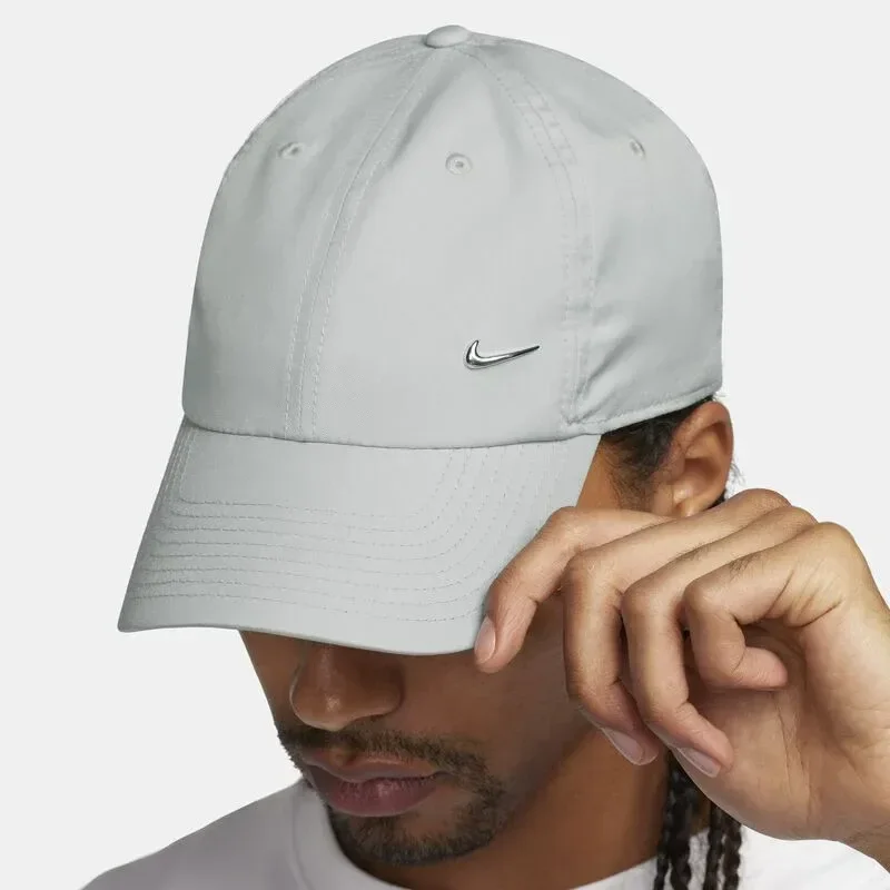 Nike Dri-FIT Club Gorra de metálica sin estructura