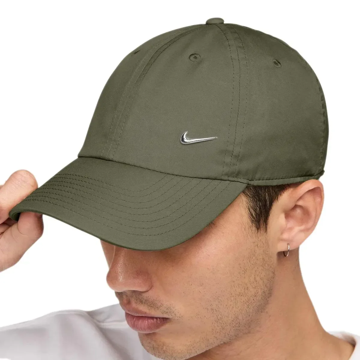 Nike Dri-FIT Club Gorra sin estructura con logotipo Swoosh metálico
— foto 4