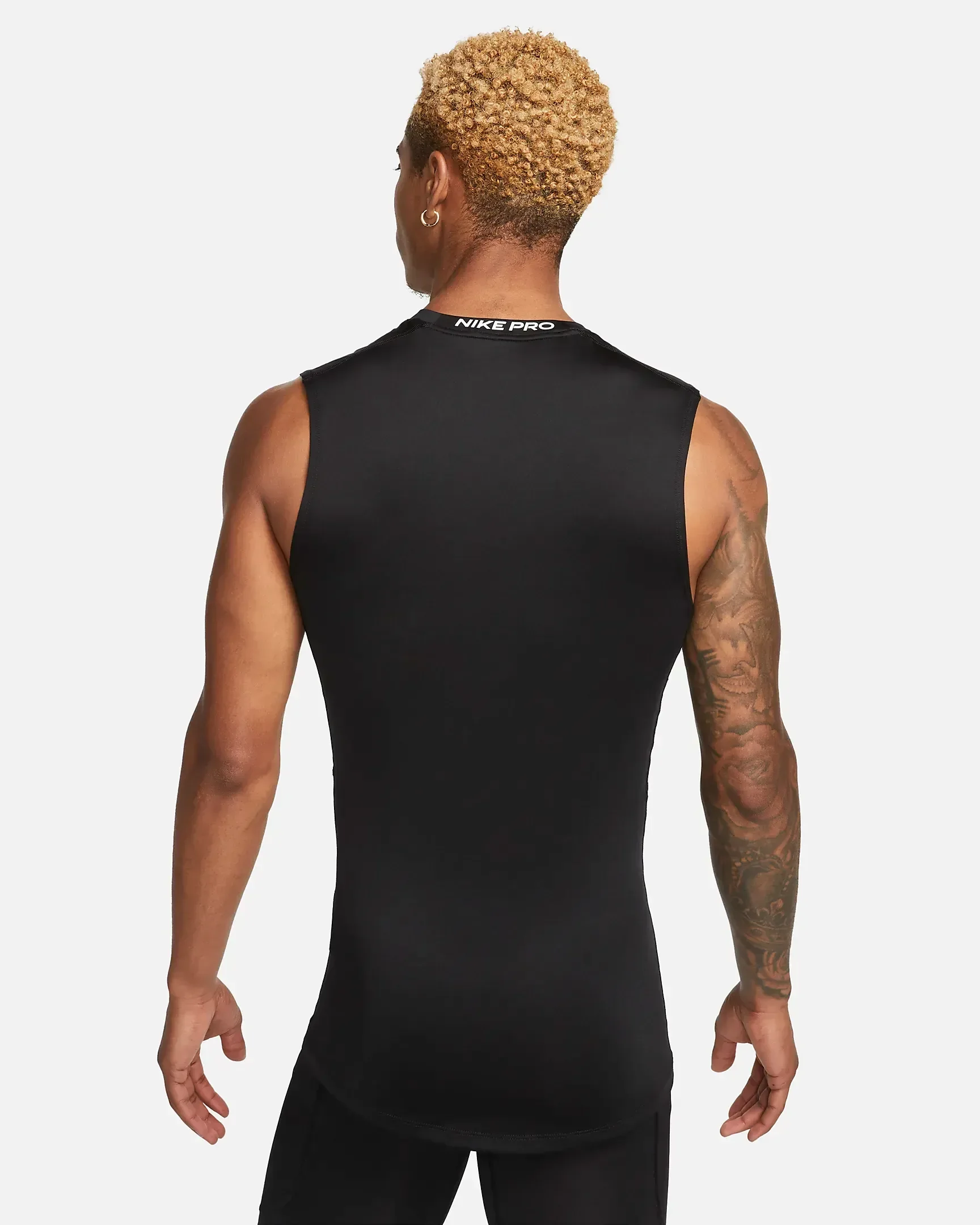 Nike Pro
Camiseta deportiva sin mangas Dri-FIT Tight para hombre — foto 2