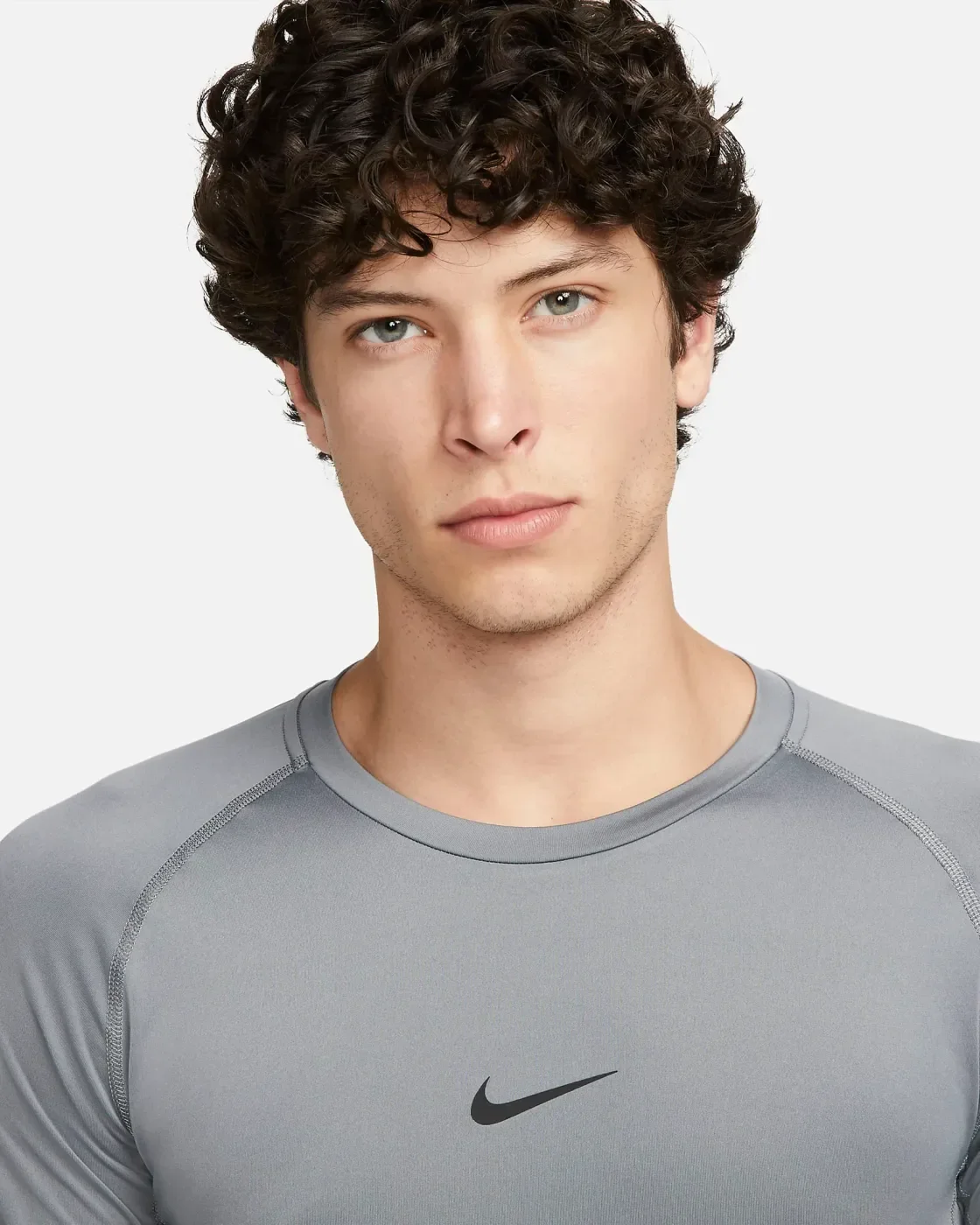 Nike Pro
Camiseta deportiva de manga larga Dri-FIT Tight para hombre — foto 3