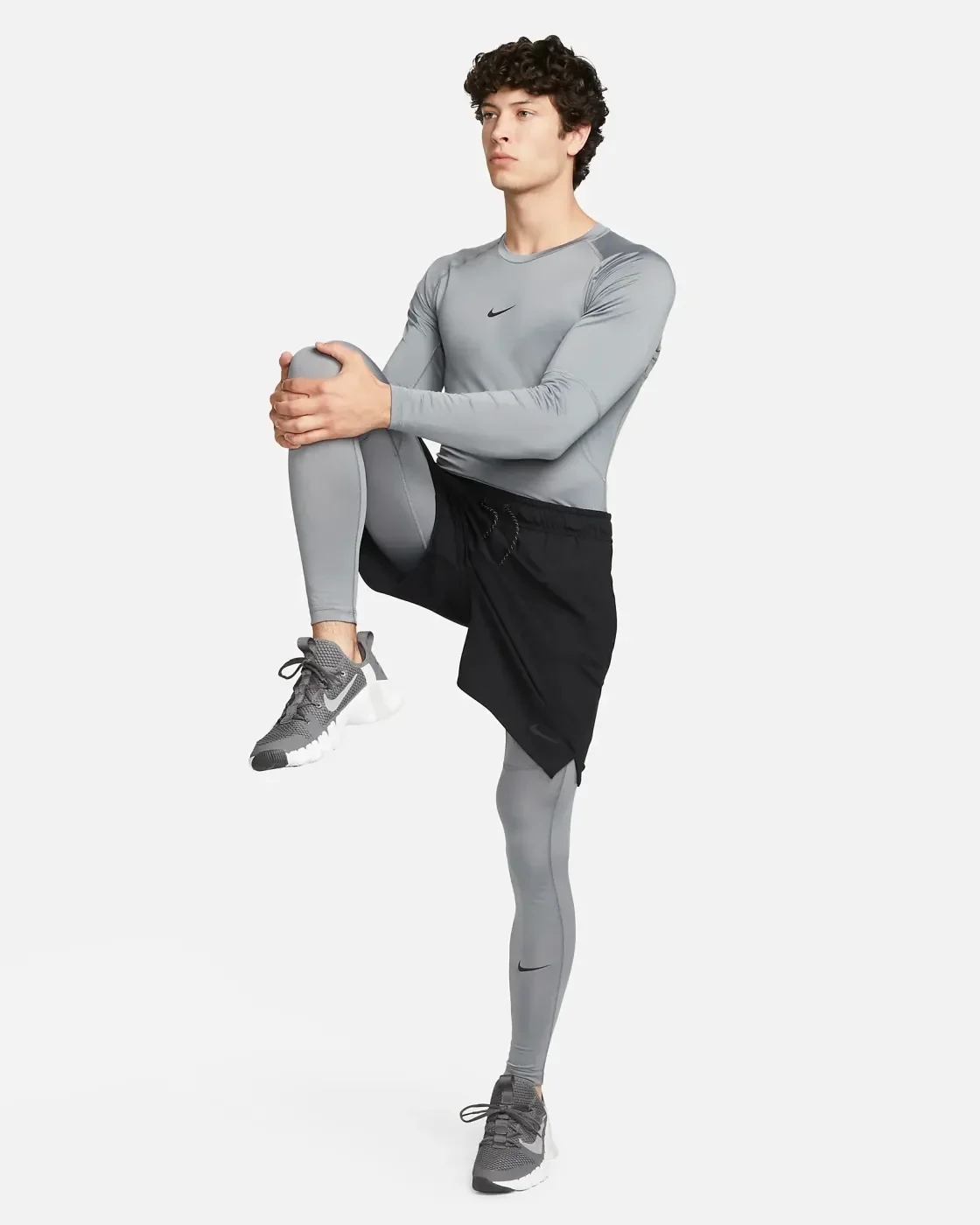 Nike Pro
Camiseta deportiva de manga larga Dri-FIT Tight para hombre — foto 5