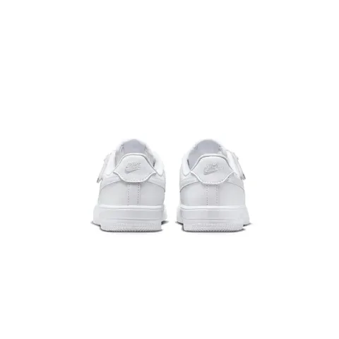 Air Force 1 LV8 — foto 3
