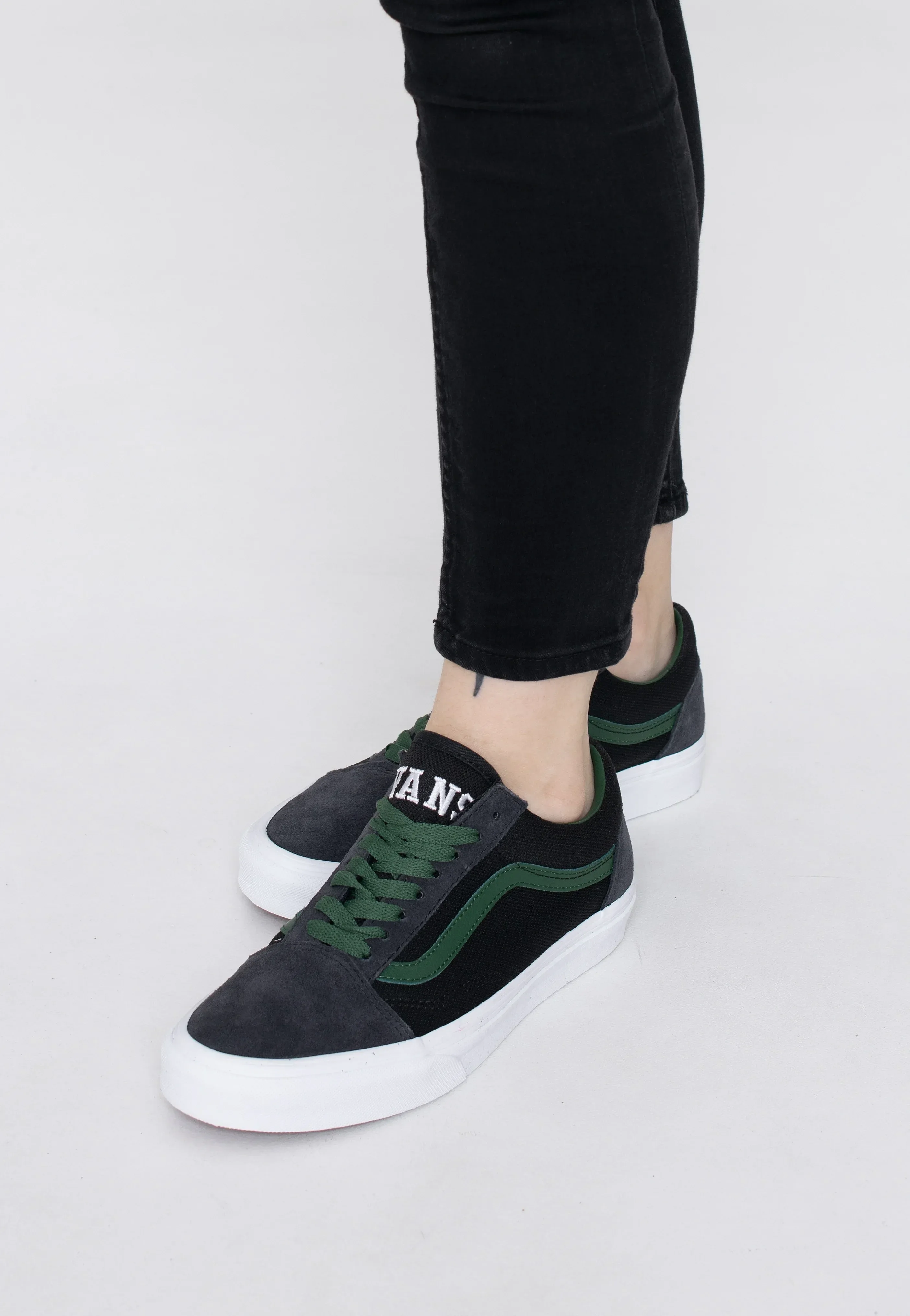 ZAPATILLAS VANS CLUB OLD SKOOL — foto 4